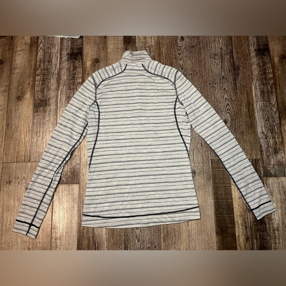 Smartwool Women's Merino Wool Quarter Zip in Gray Striped Size Small - Picture 7 of 7